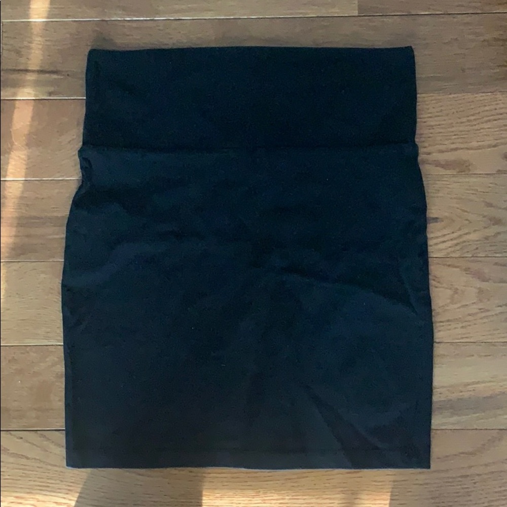 Charlotte Russe Body Con Black skirt